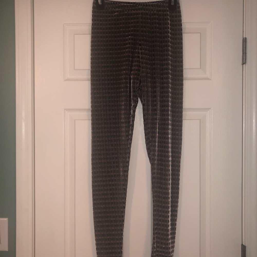 Bundle of 2 Velvet leggings sz s EUC